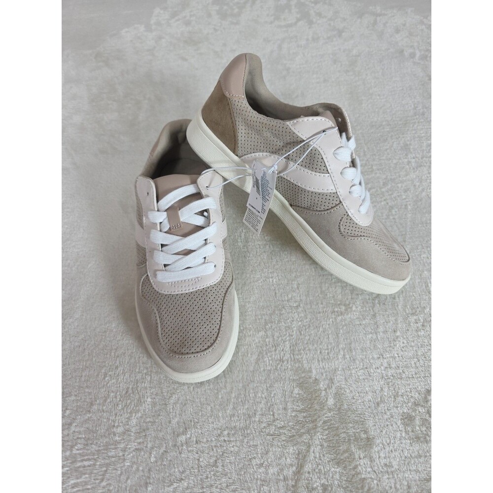 Old Navy Soft Brushed Faux Suede Classic Sneakers Women's 6 Tan/Beige Laces NWT